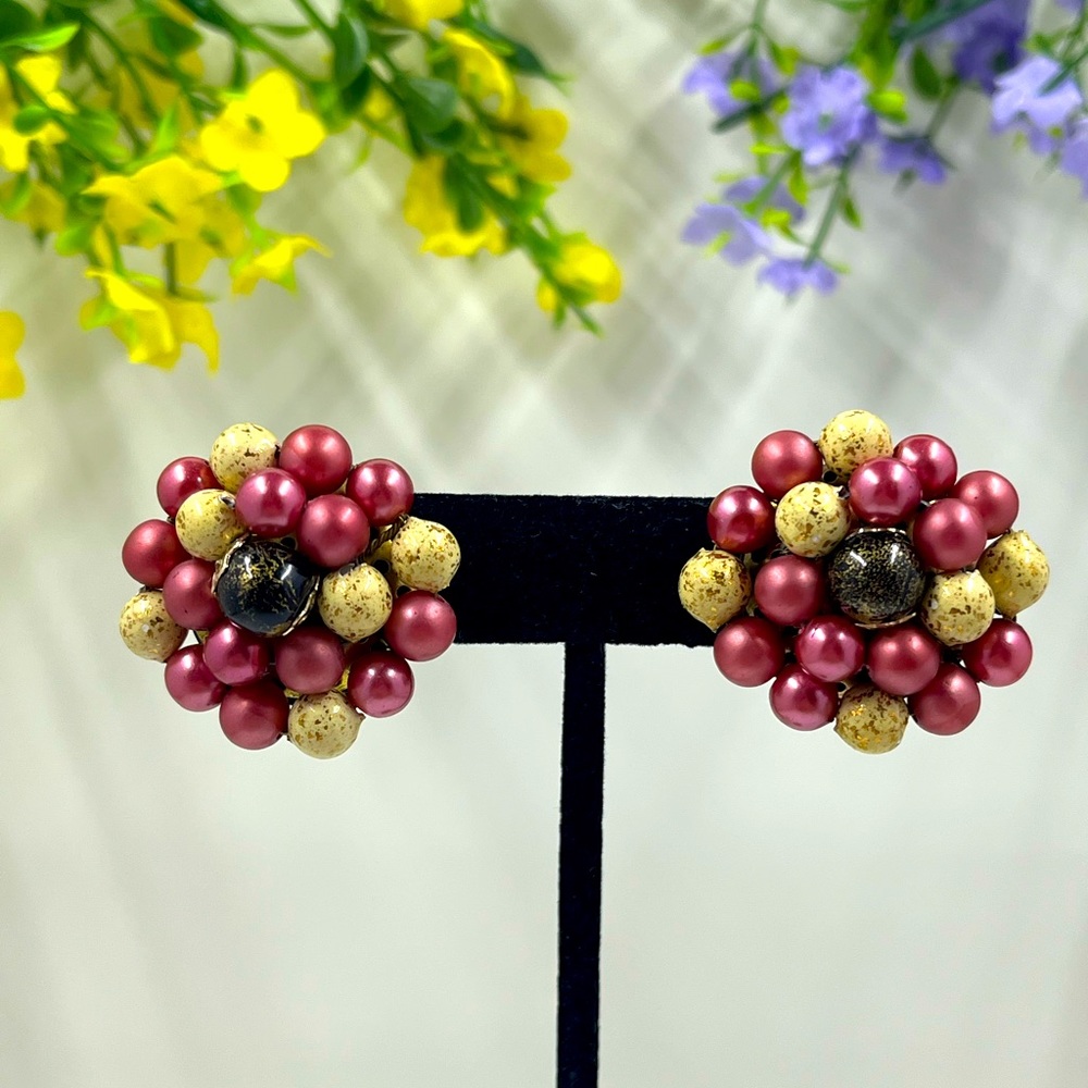 Japan Signed Vintage Red and Gold Beaded Clip On Earrings